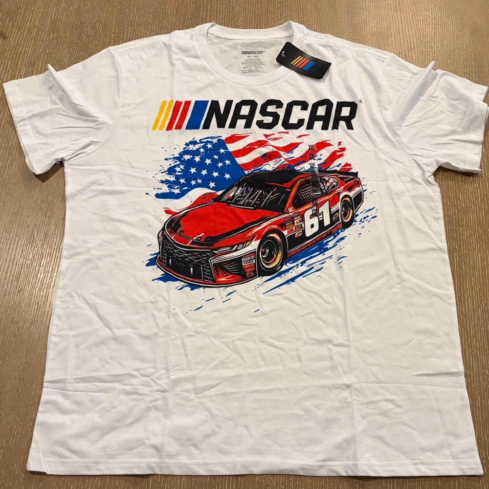 NASCAR Mens XXL White Graphic T-Shirt Race Car American Flag Racing Tee NWT